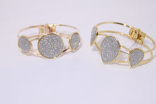 Load image into Gallery viewer, Glitter Shimmered Shaped Bracelets