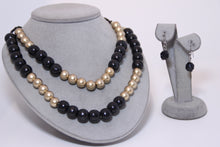 Load image into Gallery viewer, Wood Beaded Necklace Set