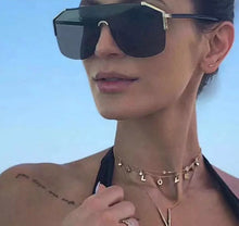 Load image into Gallery viewer, Tia Sunglasses
