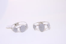 Load image into Gallery viewer, Glitter Shimmered Shaped Bracelets
