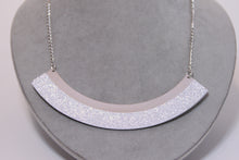 Load image into Gallery viewer, Shine On Girl Chain
