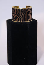 Load image into Gallery viewer, Printed Jungle Love Bangle
