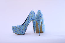 Load image into Gallery viewer, SNAKE BETSY PUMPS
