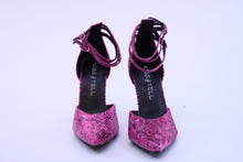 Load image into Gallery viewer, Kiss &amp; Tell High Heels
