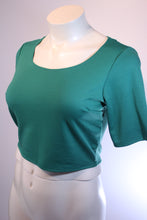 Load image into Gallery viewer, TT Crop Top (Plus Size)

