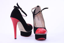 Load image into Gallery viewer, Lip Game Platform High Heels
