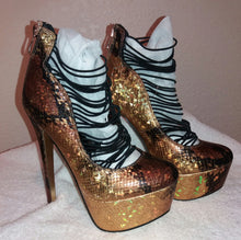 Load image into Gallery viewer, Can You Say Yes Heel Pumps
