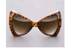 Load image into Gallery viewer, Bria Sunglasses
