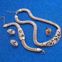 Load image into Gallery viewer, Bohemian Style Necklace Set
