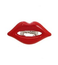 Load image into Gallery viewer, Lips To Kills Ring
