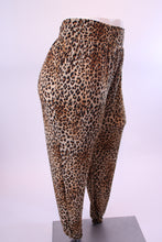 Load image into Gallery viewer, Janet Joggers (Plus Size)
