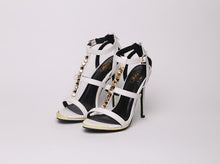 Load image into Gallery viewer, Kiss Amour High Heels
