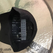 Load image into Gallery viewer, Stone Love Cap
