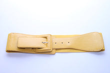 Load image into Gallery viewer, Yandy Waist Belt
