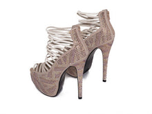 Load image into Gallery viewer, Can You Say Yes Heel Pumps
