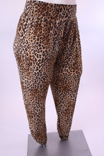Load image into Gallery viewer, Janet Joggers (Plus Size)
