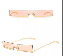 Load image into Gallery viewer, Peak For You Sunglasses
