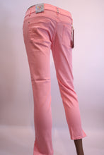 Load image into Gallery viewer, LAVD Jeans
