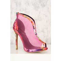 Load image into Gallery viewer, Kiss Tavi High Heels
